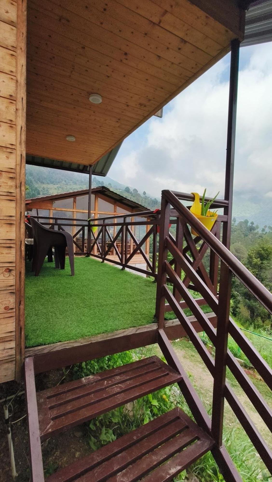 The Sunbird Retreat Resort Nainital Esterno foto
